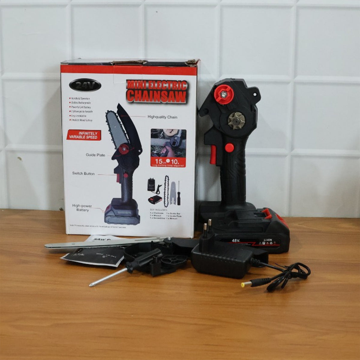 Cordless Mini Electric Chainsaw With Rechargeable Battery (1 Set)