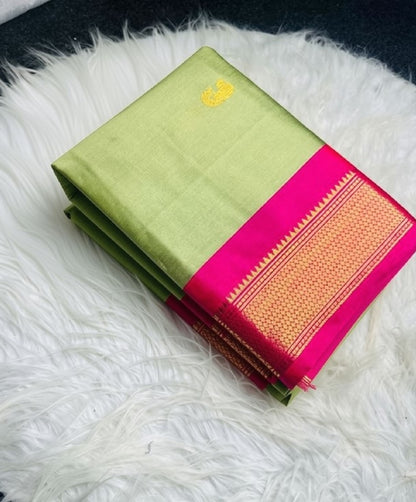 Generic Women's Cotton Silk Solid Saree With Unstitched Blouse - 5.5 Mtr (Light Green-Pink)